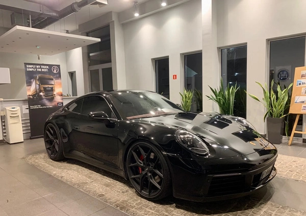 Porsche 911 cena 599000 przebieg: 10000, rok produkcji 2021 z Byczyna małe 596